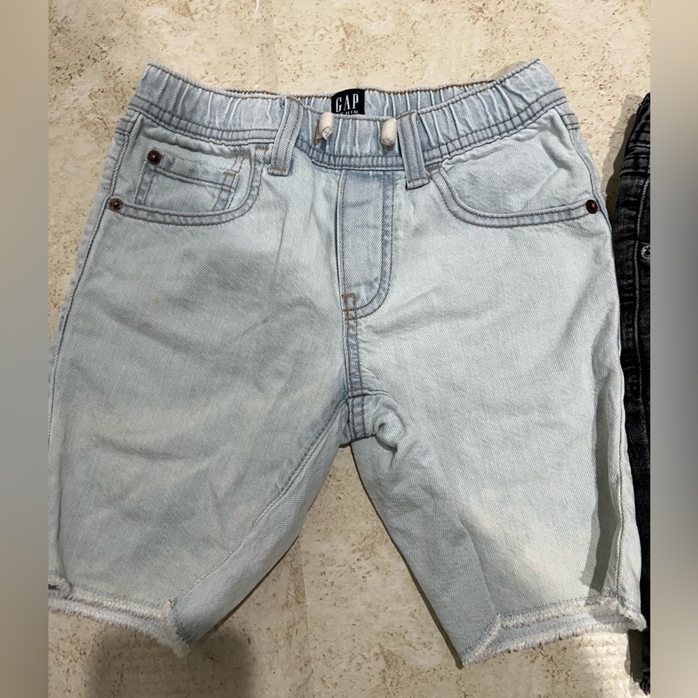GAP boys denim shorts bundle size M. Light was and black wash. - Picture 2 of 7